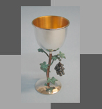 Vine wine cup